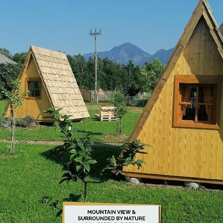 ホテル Glamping Mohorjev Grunt ゴレンスカ地方 エクステリア 写真